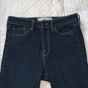 dark wash skinny jeans